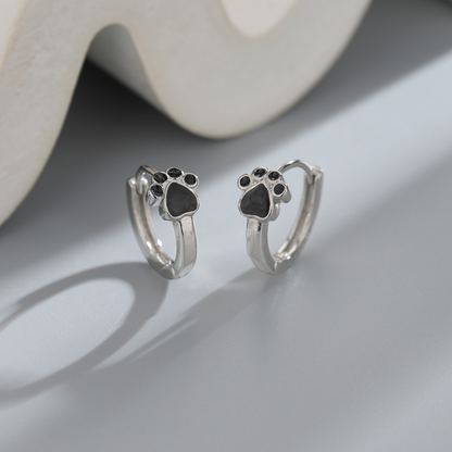 Tirsa™ | Black Heart Huggie Earrings