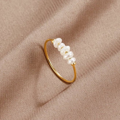 Classic Silver Ring with Freshwater Pearl