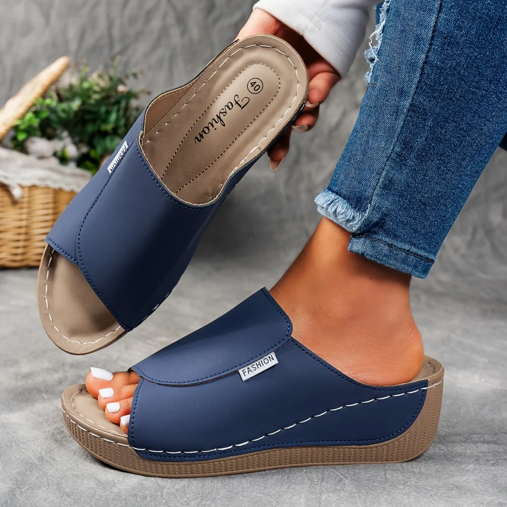 🔥Last promotion 50% off - Comfortable Women's Leather Slippers with Thick Sole and Arch Support