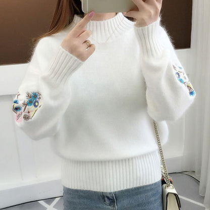 Cashmere Knitted Chunky Sweater with Floral Embroidery