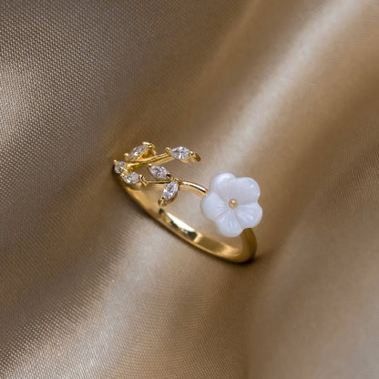 Ring with White Flowers
